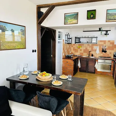 Διαμέρισμα Rodziny Apartament Z Widokami 2+2 Boguszów-Gorce