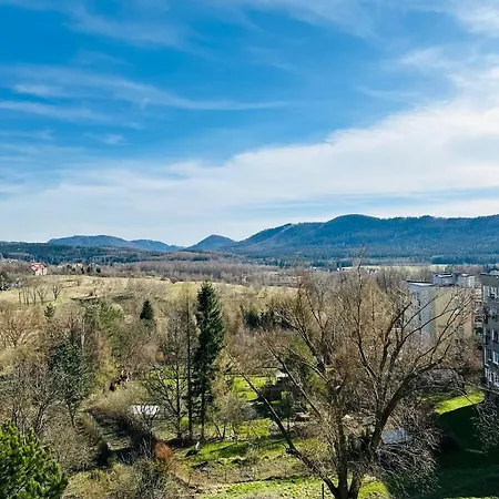 Rodziny Apartament Z Widokami 2+2 Διαμέρισμα Boguszów-Gorce